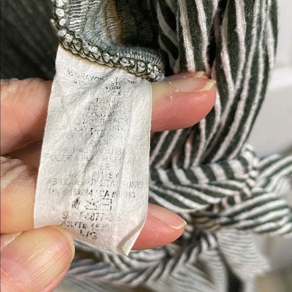 Caution To The Wind Jumpsuit Women Large Grey Stripe Sleeveless Romper Tie Front - Picture 7 of 7